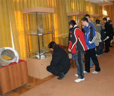 Imagine de la vernisajul expozitiei M�rturii arheologice recent descoperite �n jude�ul Gala�i - 2008